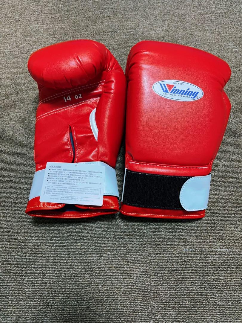 Fairtex ボクシンググローブ ブラック レッド 16oz Fairtex Muay Thai