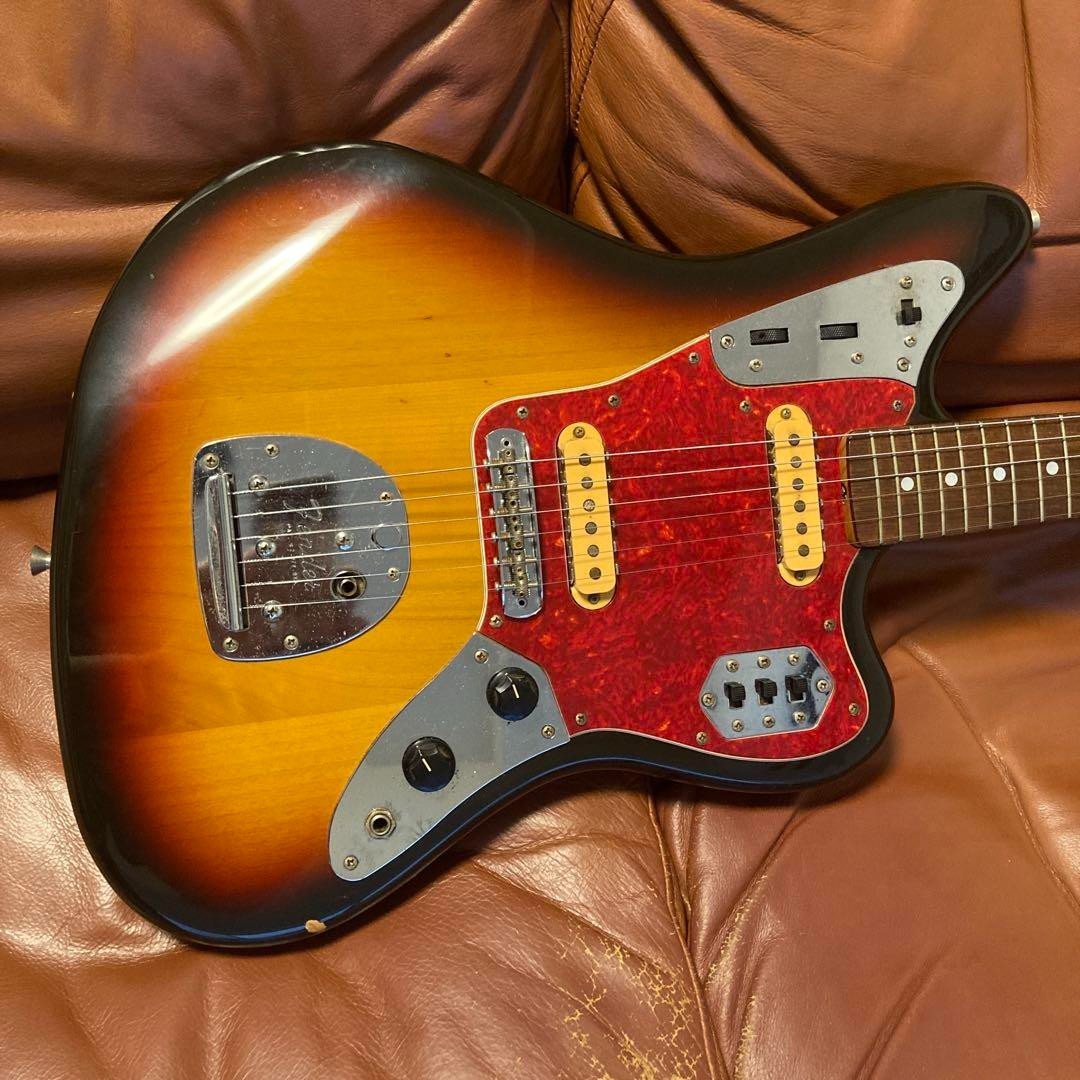 Fender JAGUAR (1990年代製) Sunburst Oシリアル Fender JAGUAR （1990