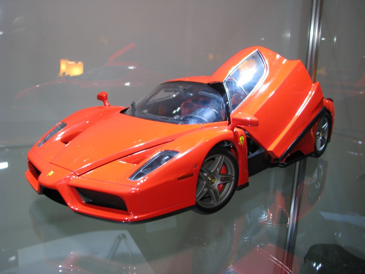 その他 KYOSHO ENZO FERRARI 12/1 KYOSHO ENZO FERRARI 12/1
