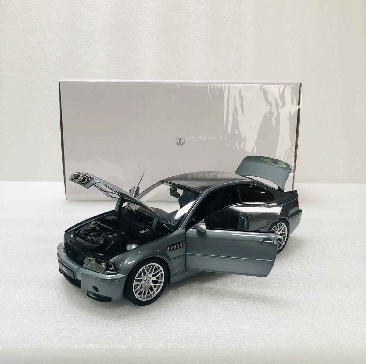 超レアモデル❗️ミニカー 1/18 ミニチャンプス BMW M3 アートカー 超