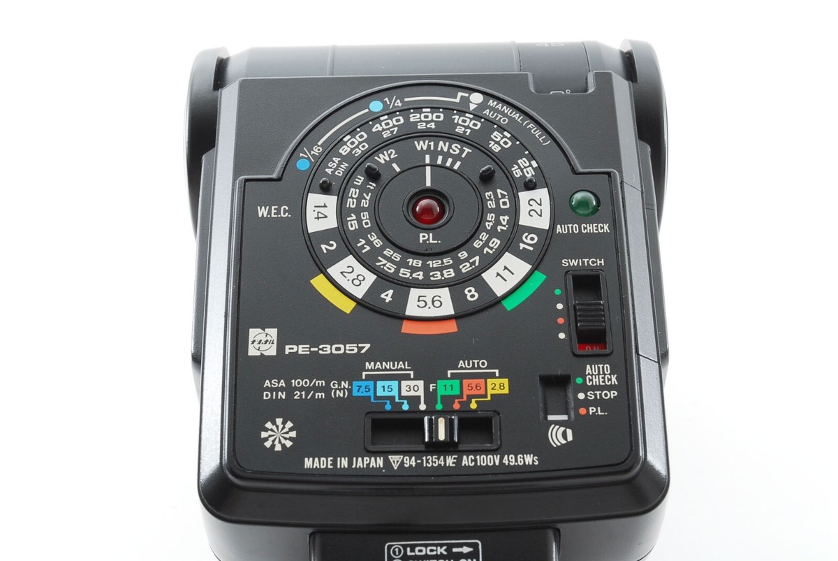 N Mint] National Electro Flash PE-3057 for Classic Film Camerafrom