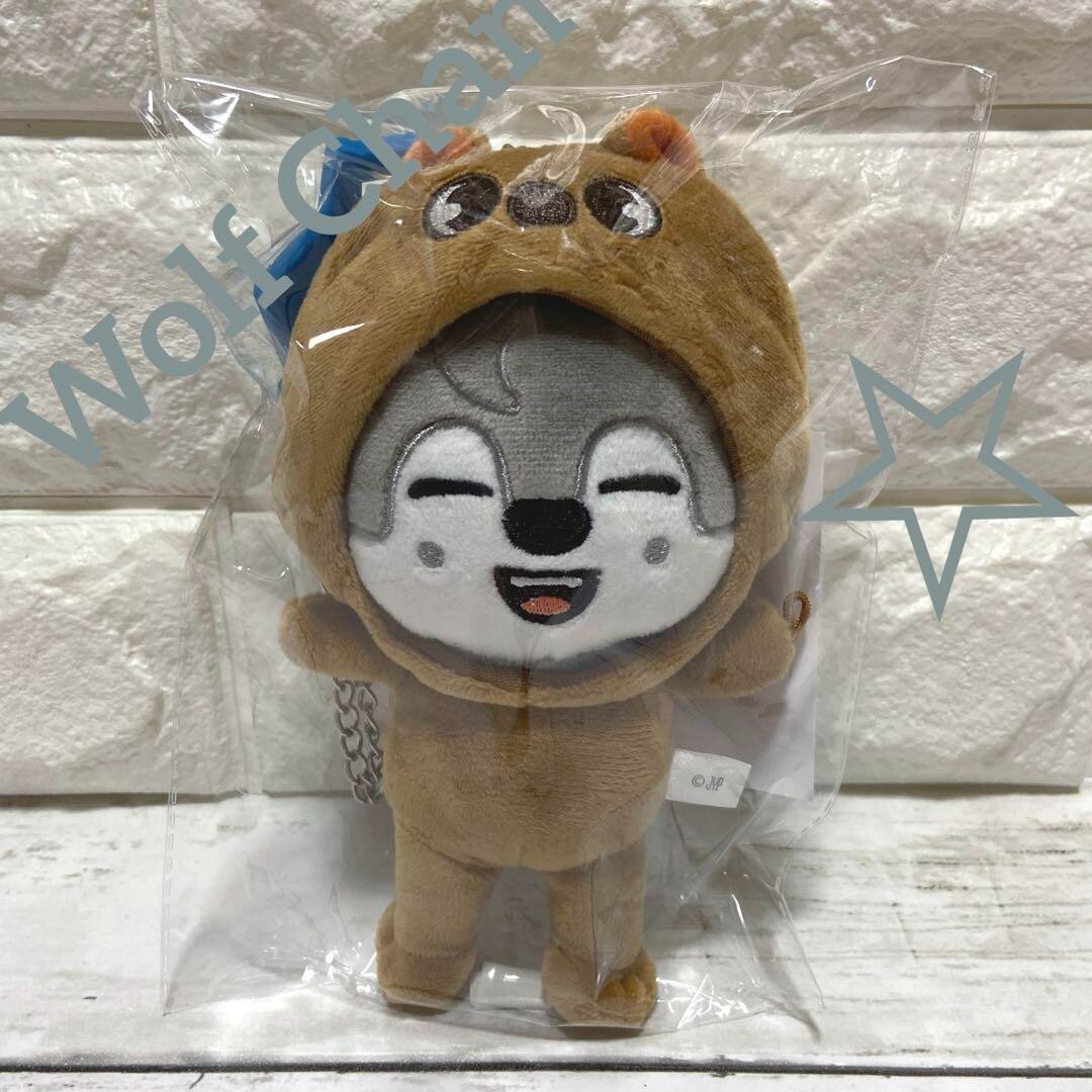 straykids toyworld ぬいぐるみ ウルフチャン straykids skzoo