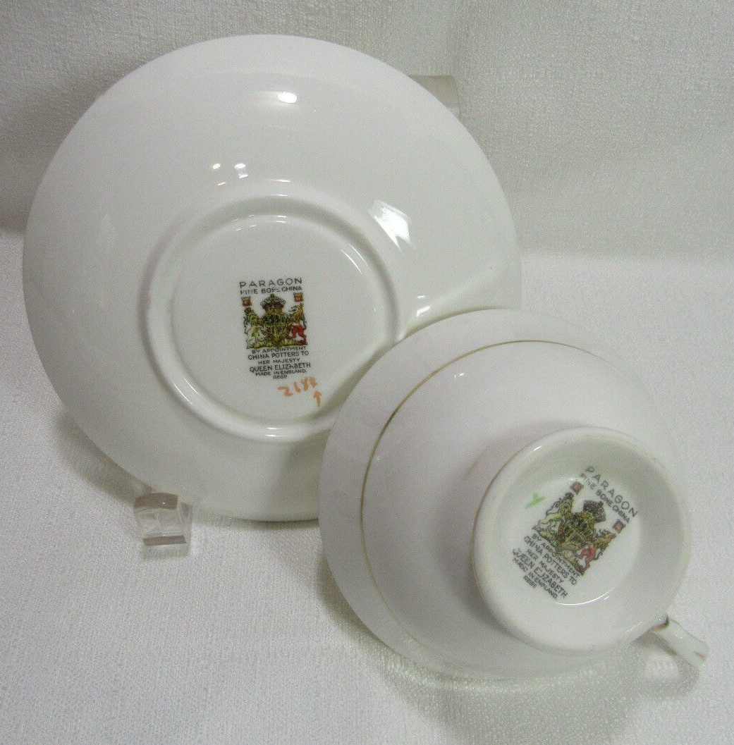 PARAGON England Fine Bone China 4 Footed Cup & Saucer Sets Z684