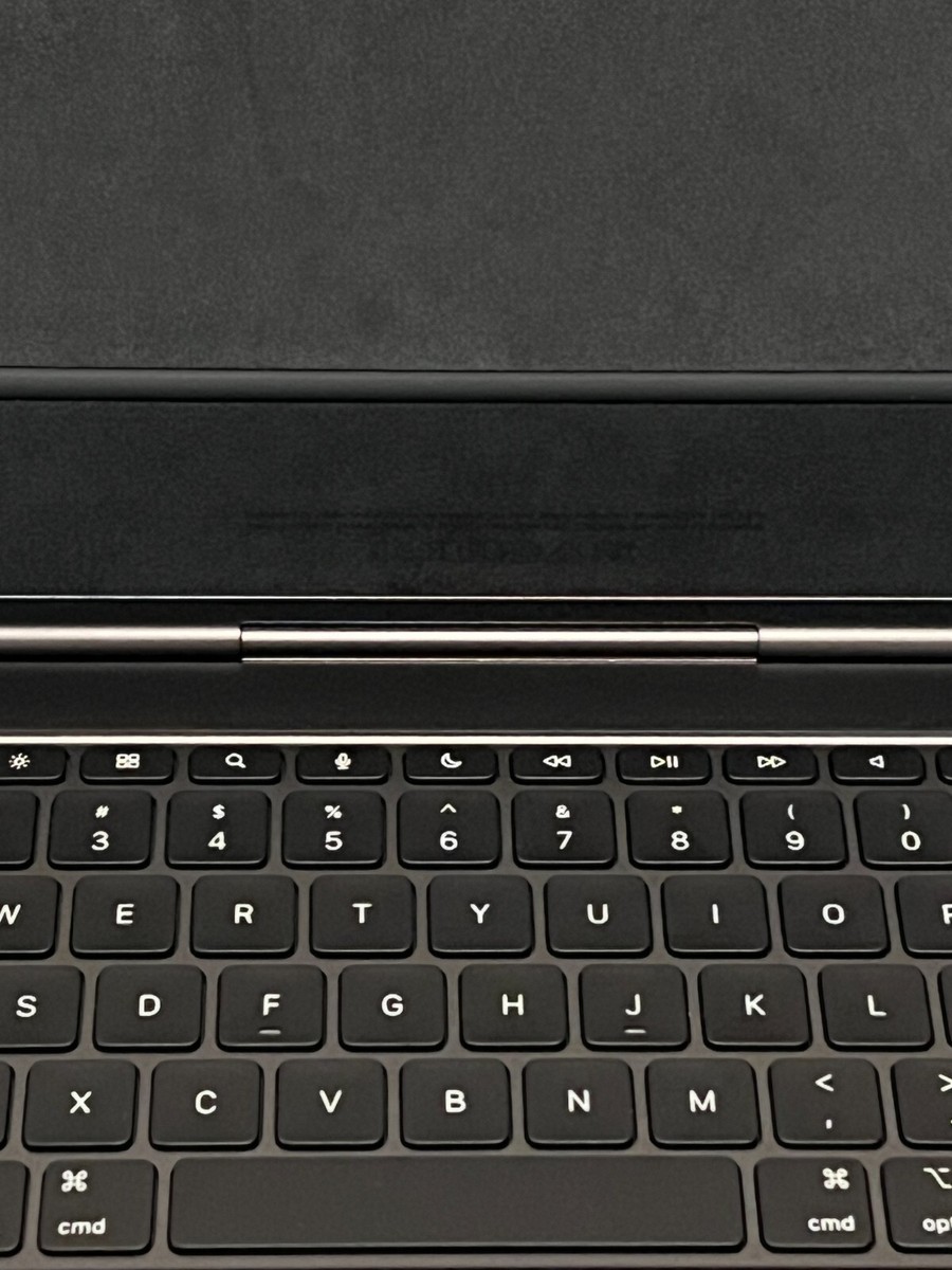 Apple Magic Keyboard for iPad Pro 11