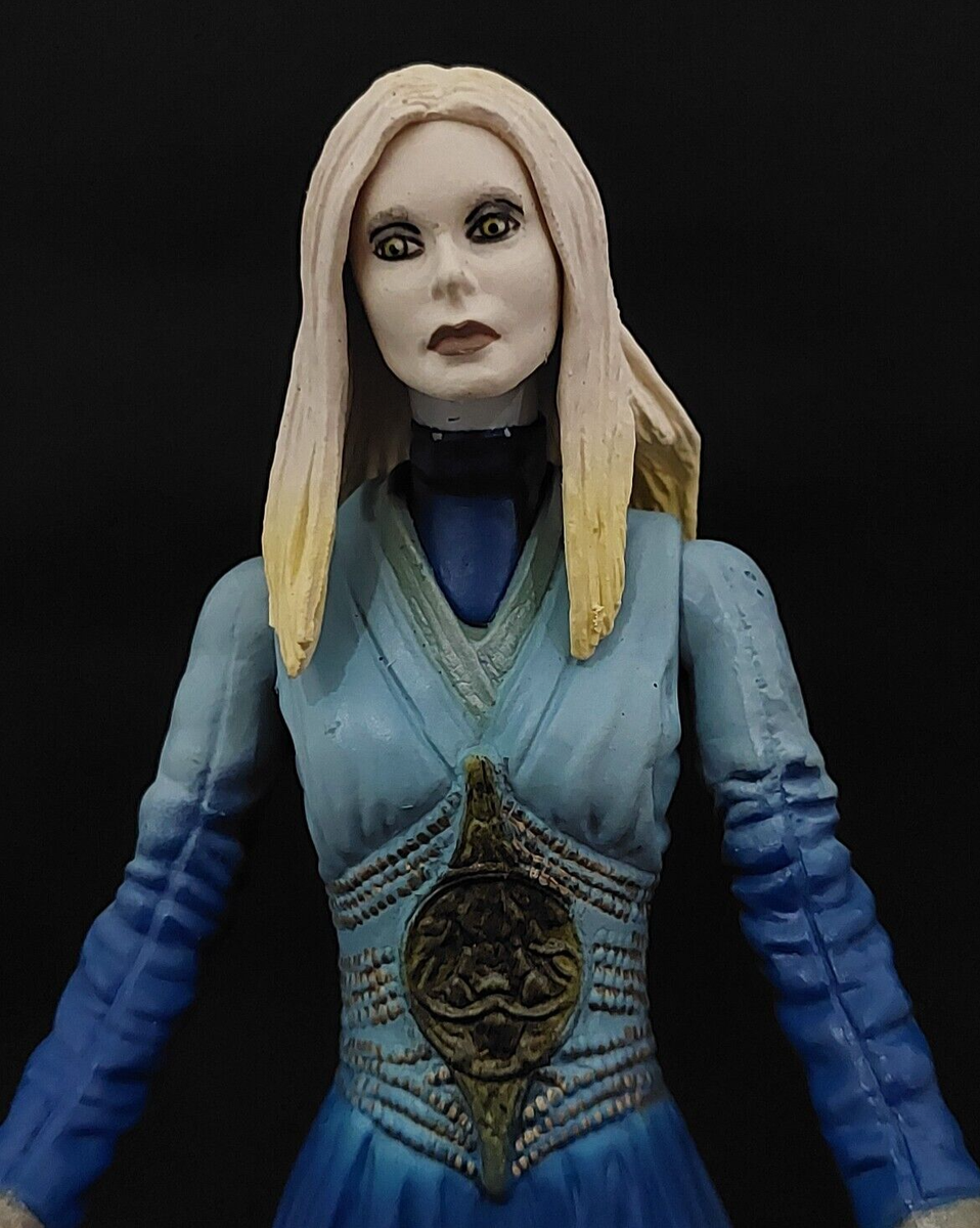 ヘルボーイ2 7インチ フィギュア プリンセス・ヌアラ ヘルボーイ2 7