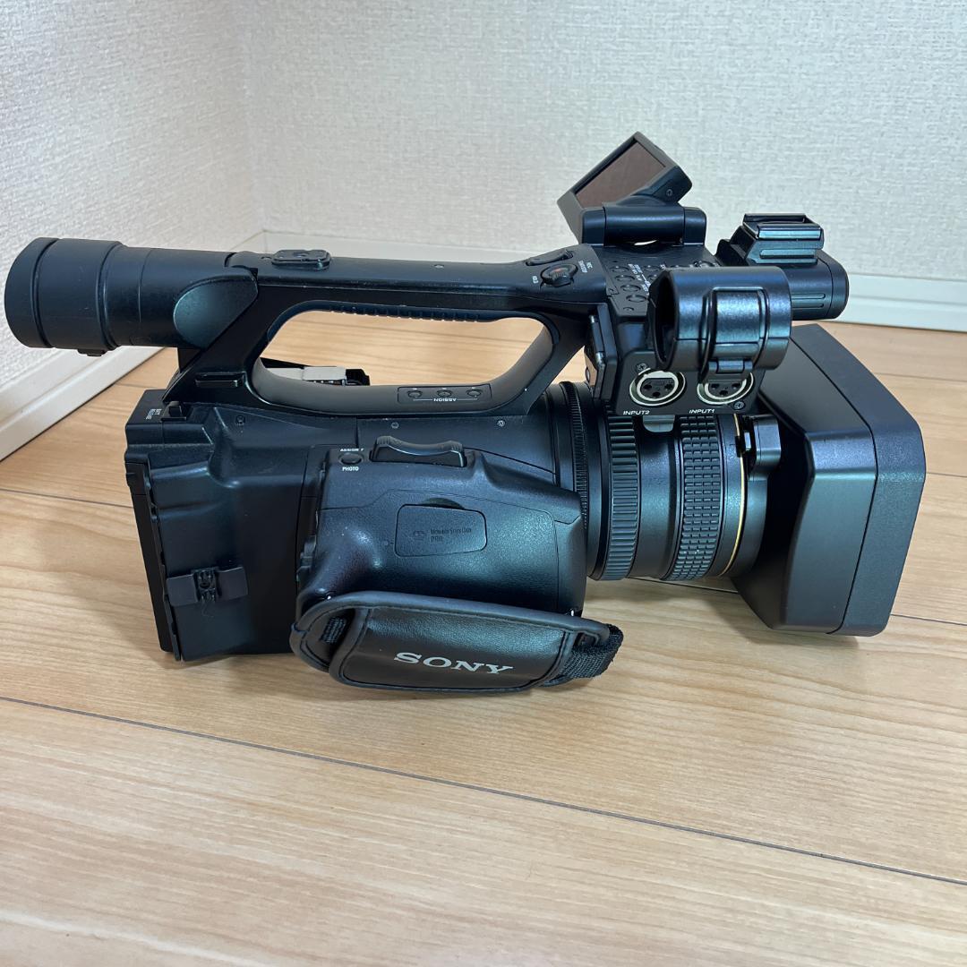 SONY Z5J本体＋HVR-MRC1 SONY Z5J本体＋HVR-MRC1 Sony HVR-Z5J
