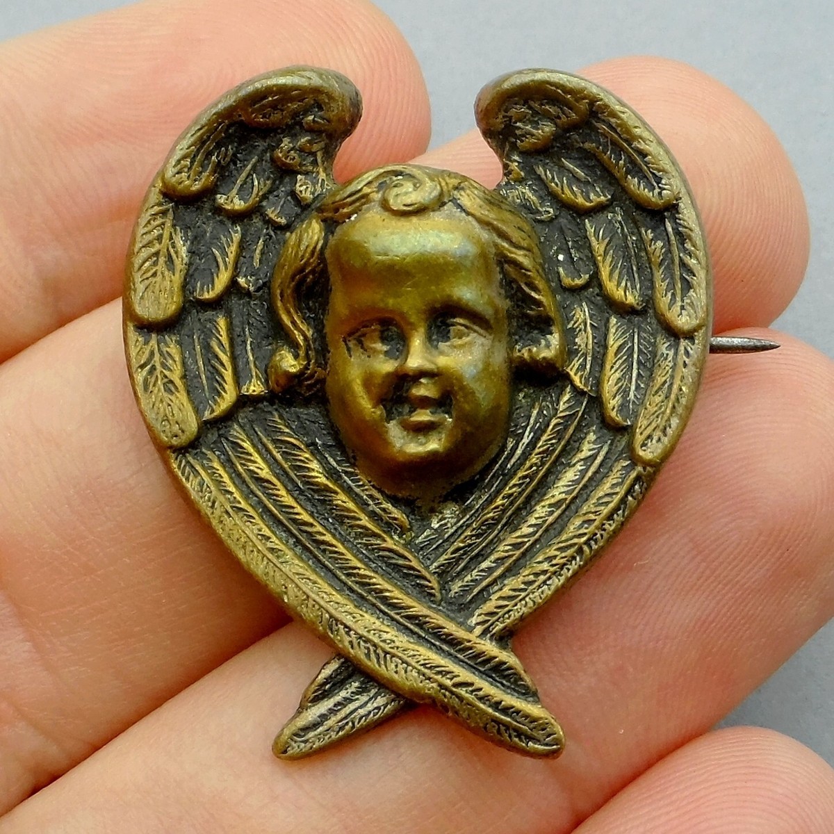 クリスチャンラクロワ ビンテージ ハート ブローチ クリスチャン