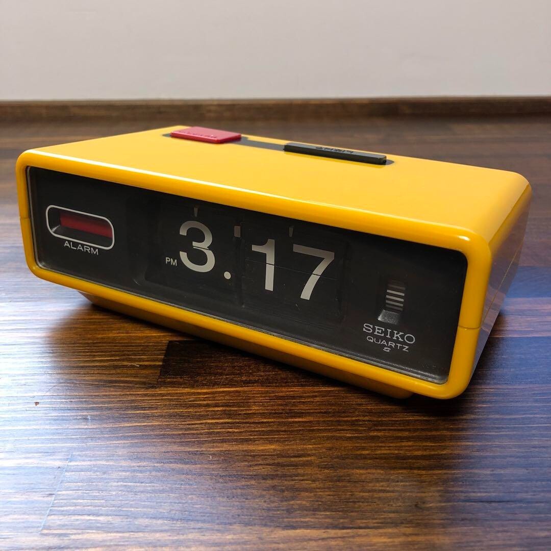 70s VINTAGE SEIKO Flip Alarm Clock QN407Y Quartz Battery-Powered