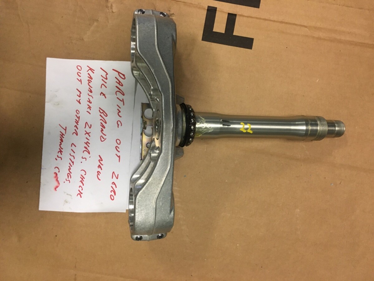 06-23 ZX14 OR ZX14R LOWER TRIPLE TREE STEERING STEM 44037-0039 NEW