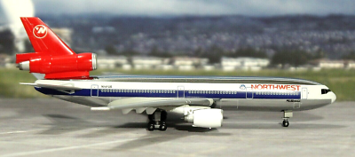 Dragon Wings Northwest Airlines Douglas DC-10-40 1:400 EXTREMELY