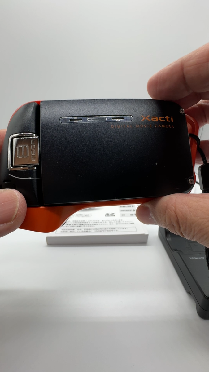 SANYO Waterproof Movie Camera Xacti Zacti DMX-CA8 (VPC-CA8) from