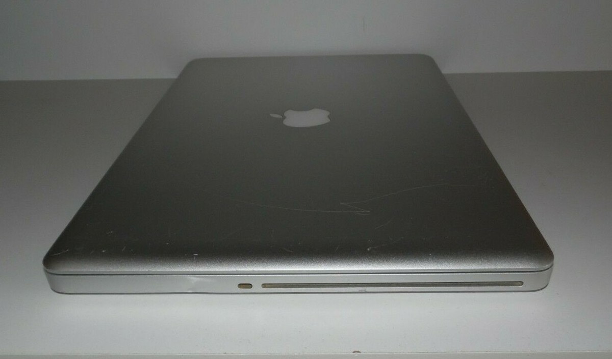 Apple MacBook Pro (15-inch, Early 2011) 2GHz Intel Core i7, 8GB