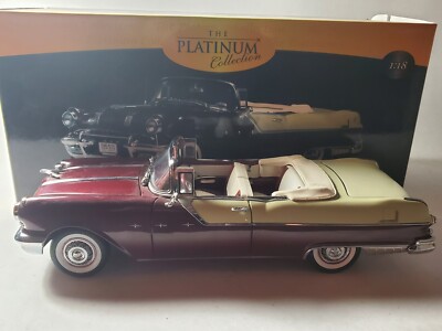Sun Star Platinum 1955 Pontiac Star Chief Open Convertible 1:18