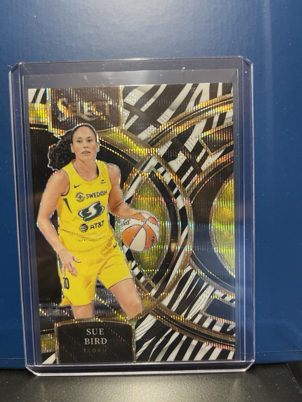 WNBA Sue Bird RC サインカード s-l400.jpg