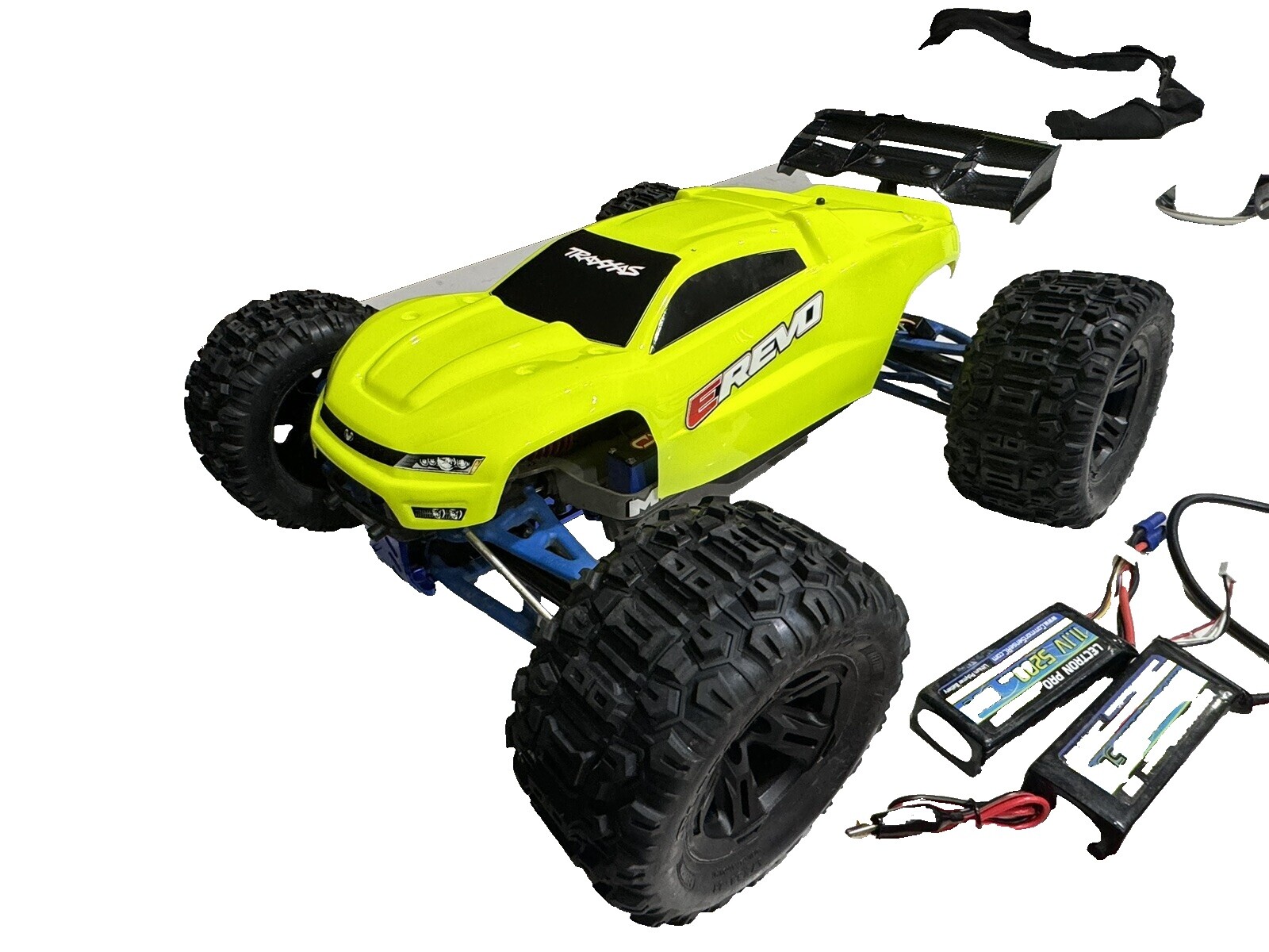 トラクサス E-REVO 1/8？ 1/10？ツインM 新品 トラクサス E-REVO 1/8