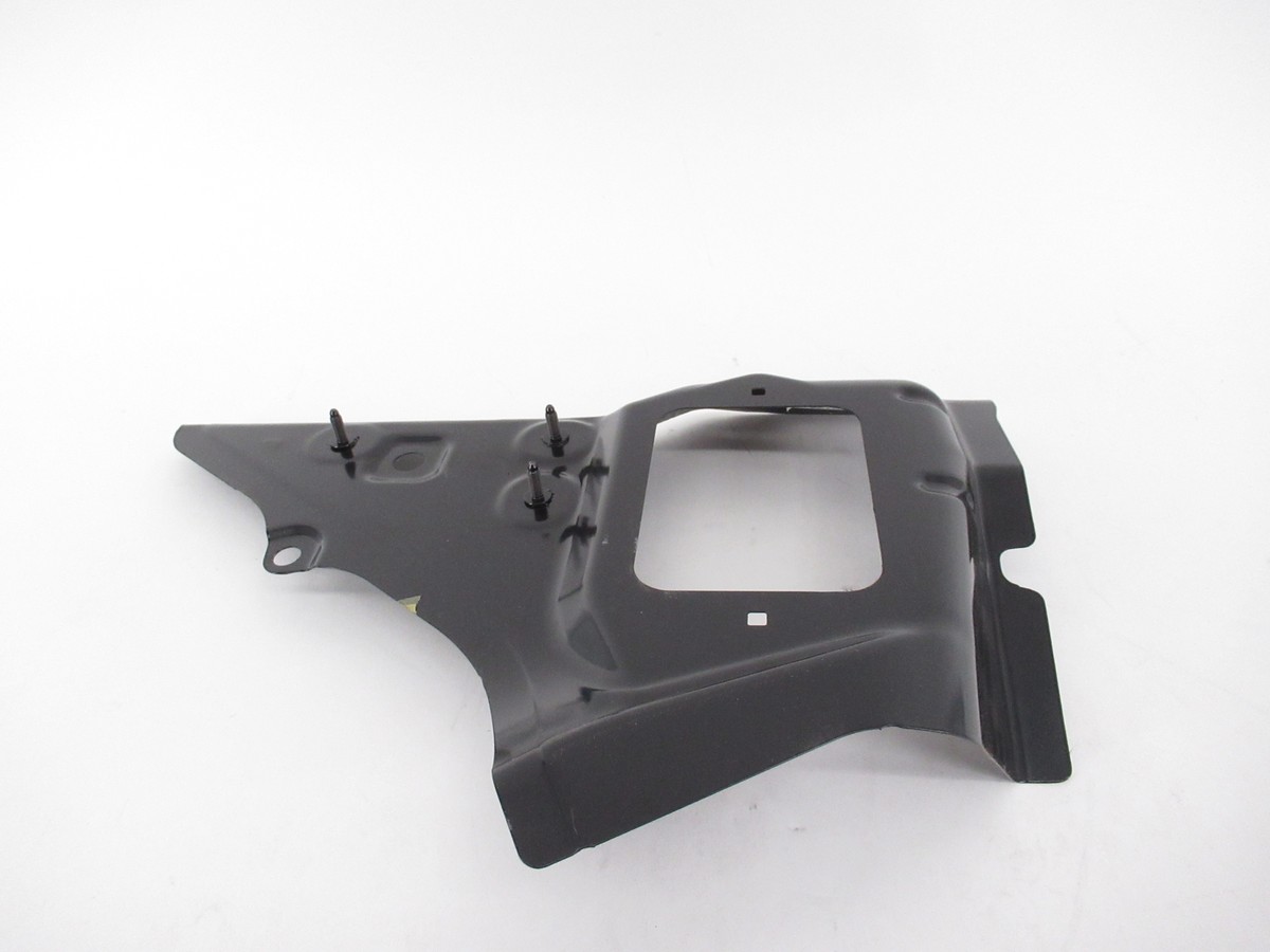 Genuine OEM Mazda KDY3-71-41X Driver Rear Lower Fender Extension