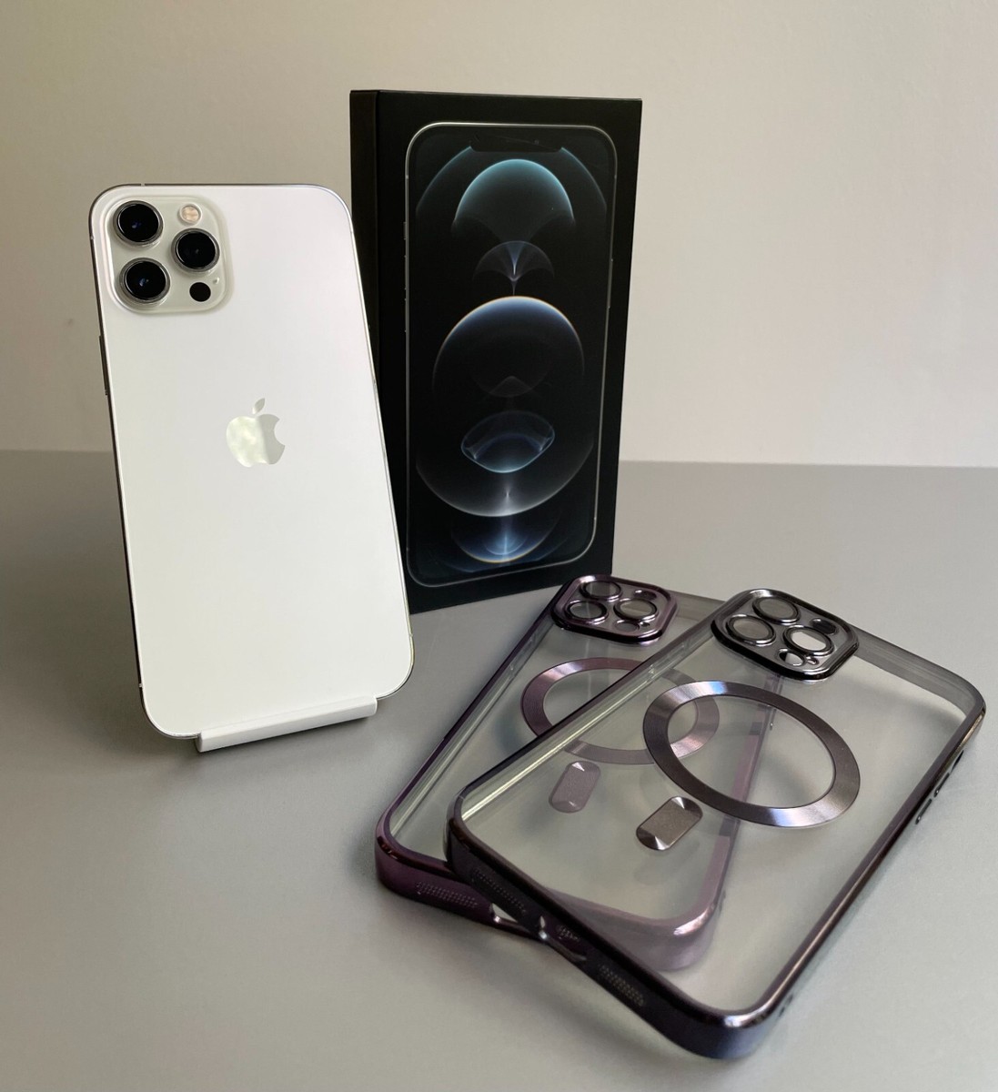 Apple iPhone 12 Pro 本体 + 最新 充電ケーブル + 箱 iPhone 12 64GB