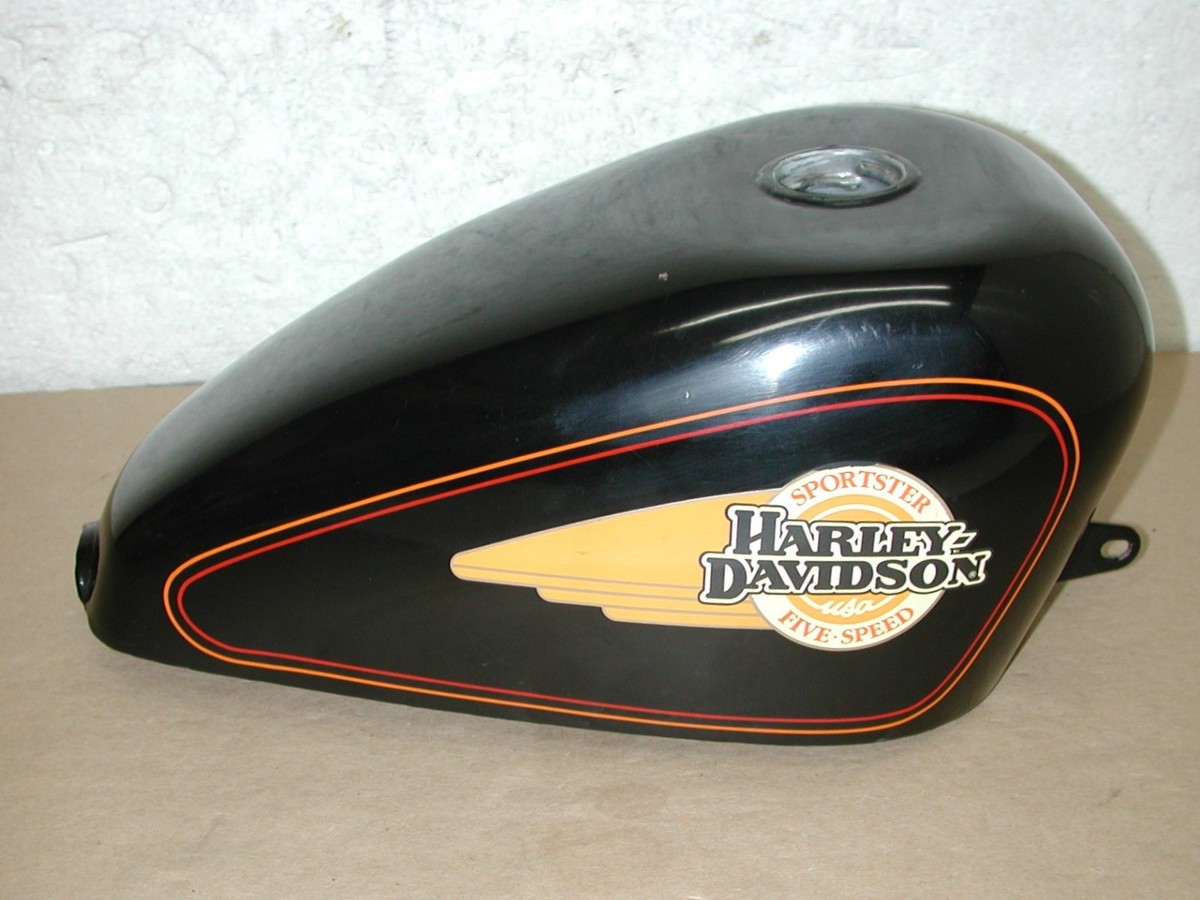 HARLEY DAVIDSON Sportster XL 2.2 Gallon carburetor OEM 61023-93