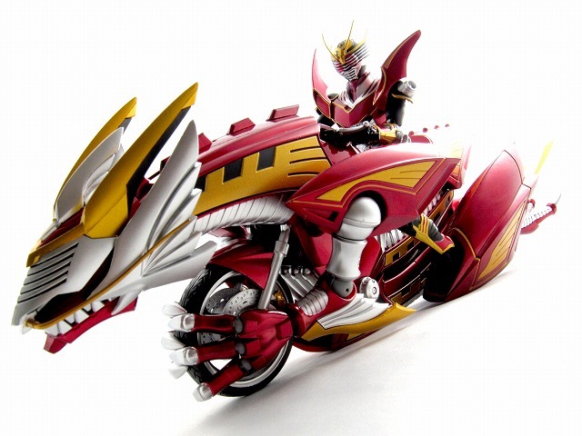 キャラクター MASKED RIDER RYUKI SURVIVE & DRAGRANZER キャラクター