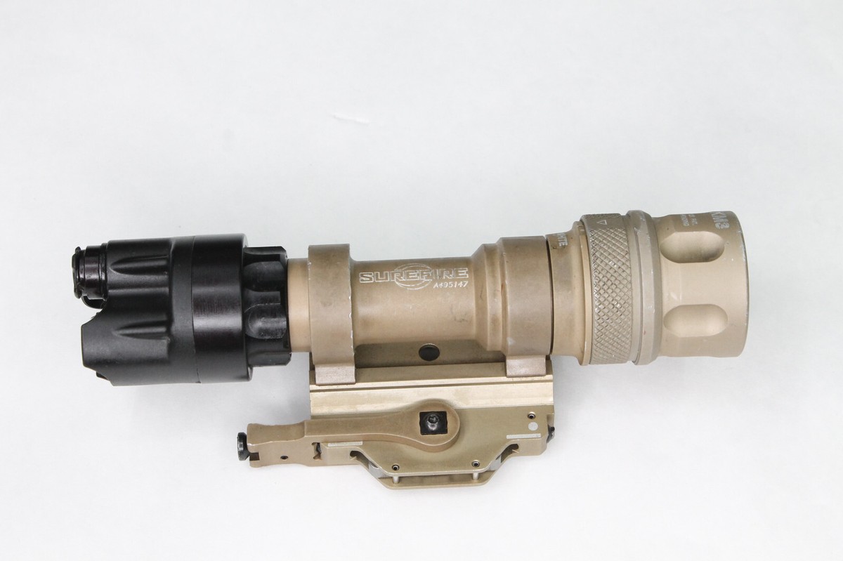 Surefire M952-V Tactical Flashlight with KM3 Vampire LED IR Head