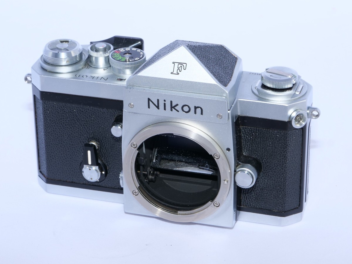 フィルムカメラ S/N 643xxxx Nikon F Eye Level SLR L0053 S/N 643xxxx