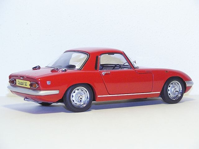 1966 LOTUS ELAN S/E S3 COUPE RED 1:18 by AUTOART 75351 OLD RARE