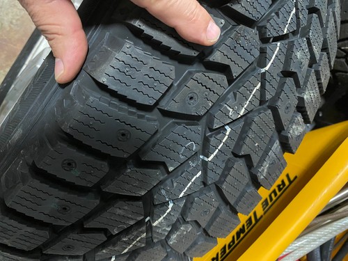 Sumitomo Ice Edge 215/55R17 Tire for sale online | eBay