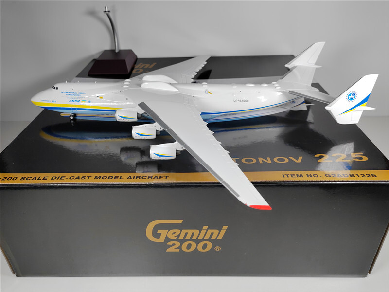 1:200 Geminijets Ukrainian airlines ANTONOV 225 Airplane Diecast