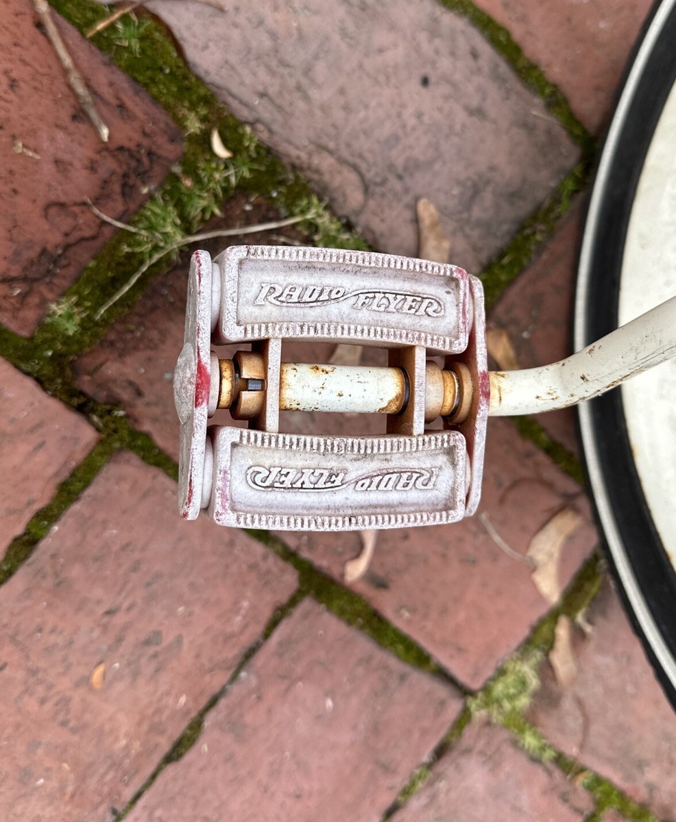 RADIOFLYER4輪当時物レア品 RADIOFLYER4輪当時物レア品 - メルカリ