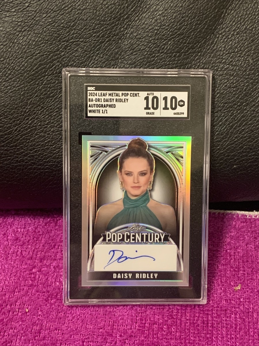 1/1】Leaf POP CENTURY DAISY RIDLEY 直筆サイン 【公式通販】