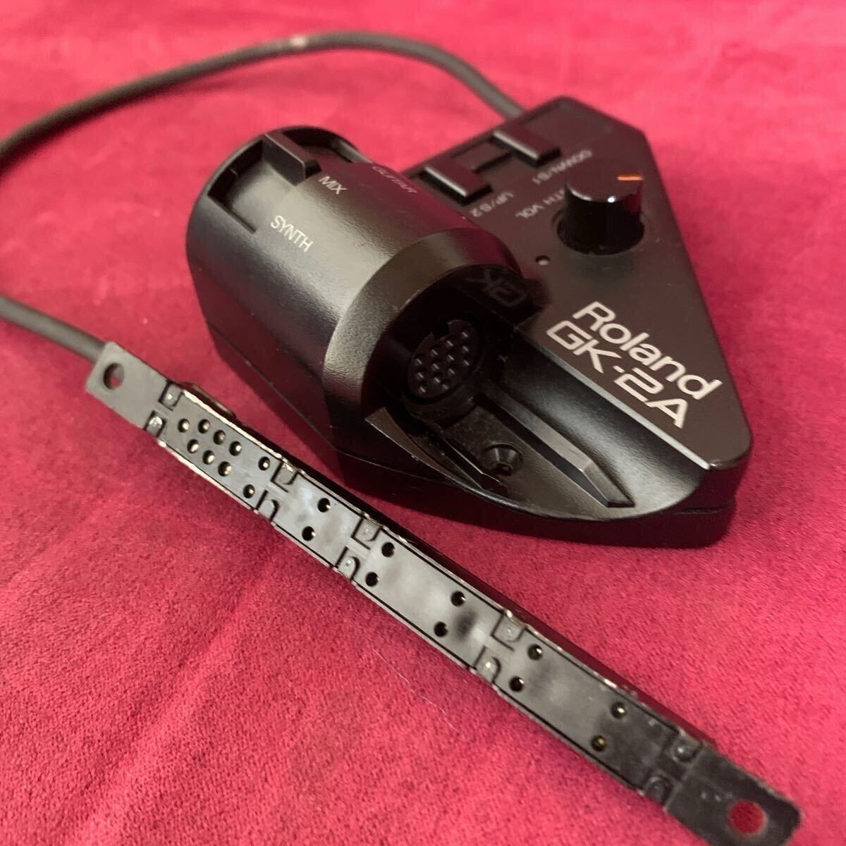 Roland GK-2A Divided Guitar MIDI Pickup Good free shipping | eBay