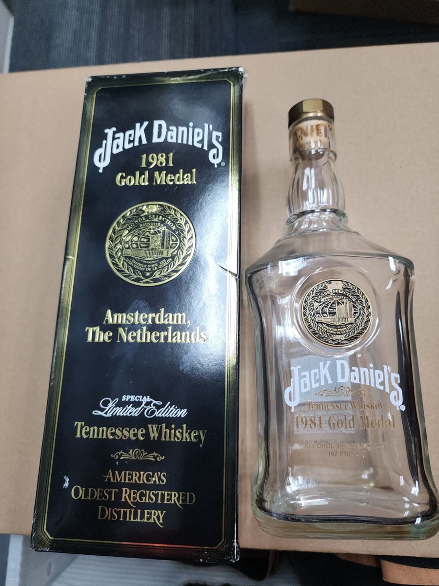 Jack Daniels 1981 Gold Medal Bottle & Box Amsterdam The