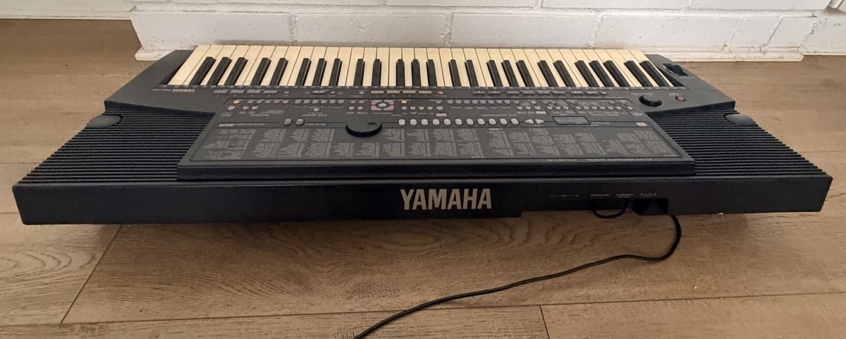 Yamaha PSR-510 61鍵盤キーボード Yamaha PSR-510 61-Key MIDI