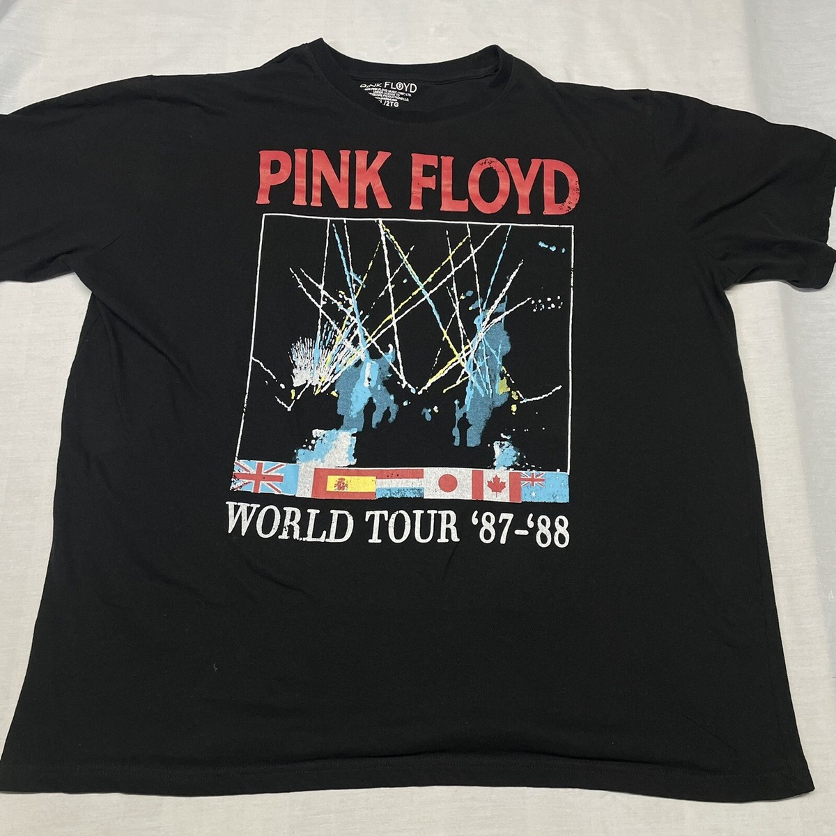 Pink Floyd World Tour '87-'88 Black T-Shirt Guitar Rock Band