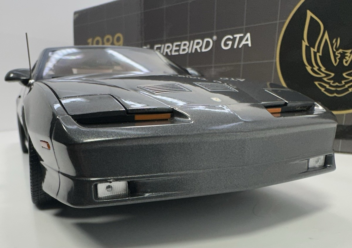 GREENLIGHT 1/18 SCALE 1989 PONTIAC TRANS AM “GTA” Very Detailed