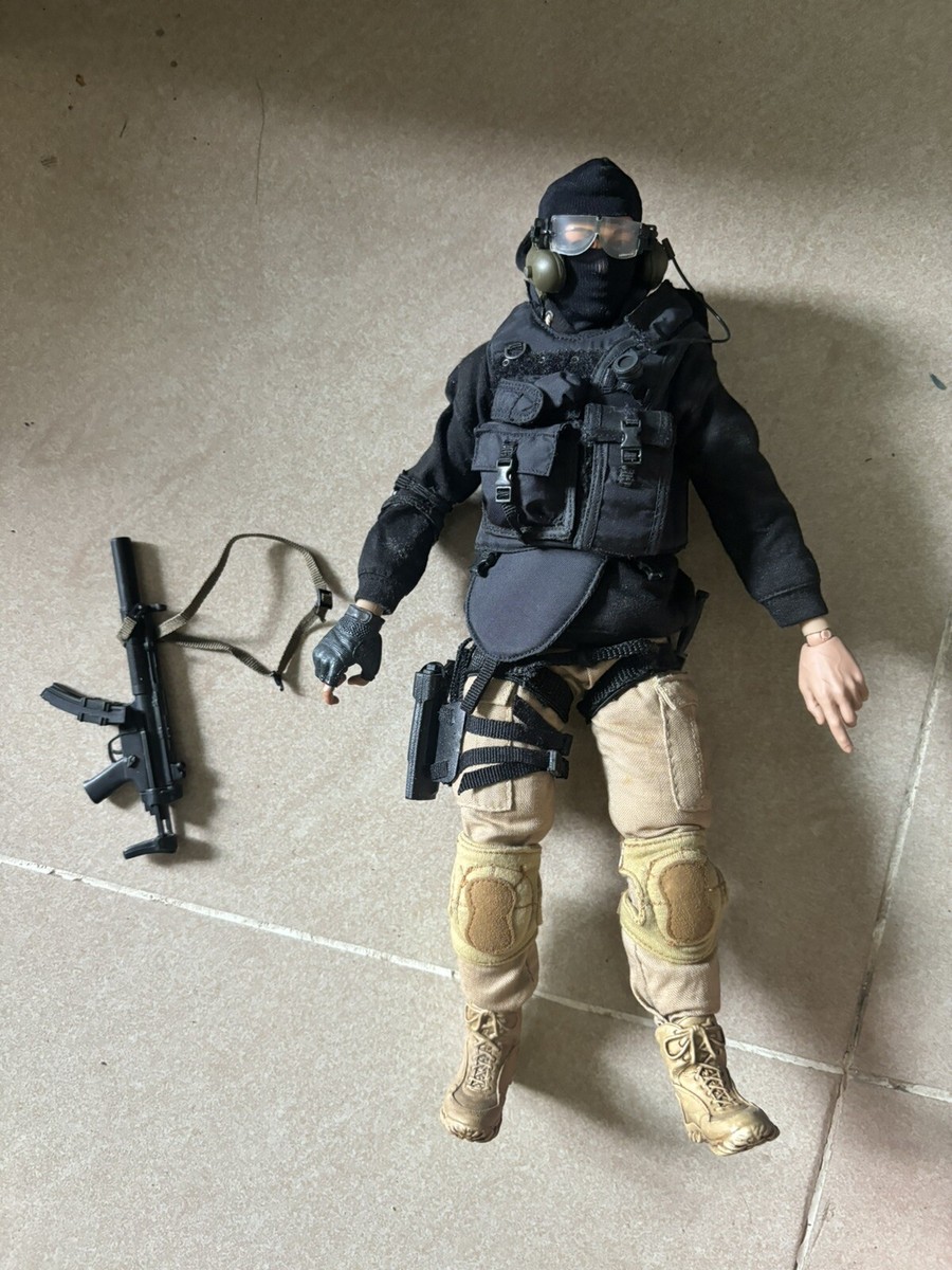 Hot Toys S.W.A.T ver 2.0 フィギュア ホットトイズ さ*ら様 ・SWAT