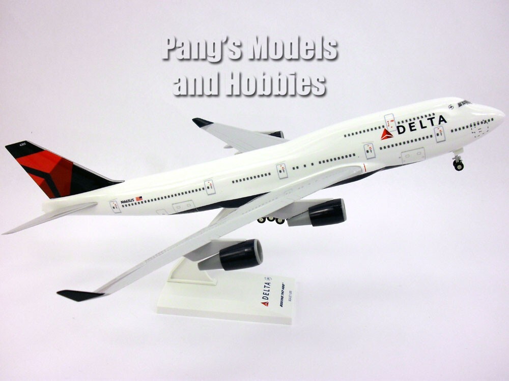 Boeing 747-400 (747) Delta Airlines 1/200 Scale Model Airplane by