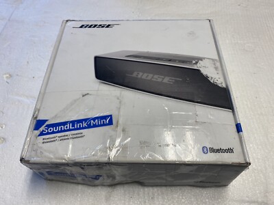 Bose SoundLink Mini I Bluetooth Speaker Silver W Dock Bose Deep