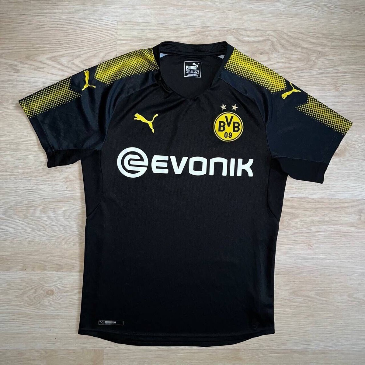 BORUSSIA DORTMUND PUMA 2017/2018 FOOTBALL AWAY JERSEY SIZE “S