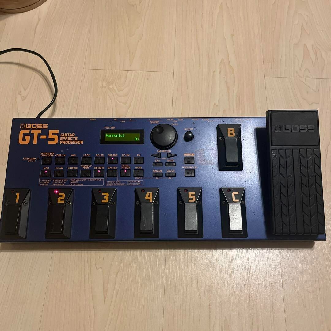 ☆BOSS GT-5 GUITAR EFFECTS PROCESSOR マルチエフェクター