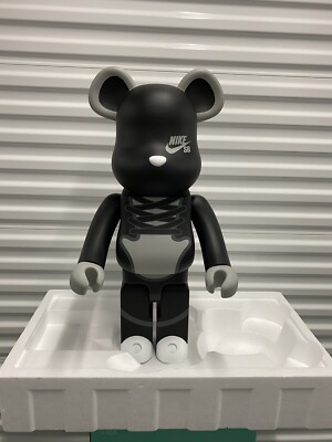 BE@RBRICK NIKE SB 2020 BLACK 1000％ Bearbrick Nike SB 1000% Black - US