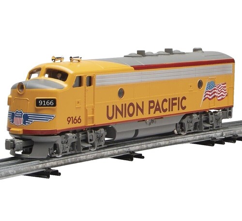 KATO N Scale #176-4379 EMD NW2 Locomotive Union Pacific #1032 NIB