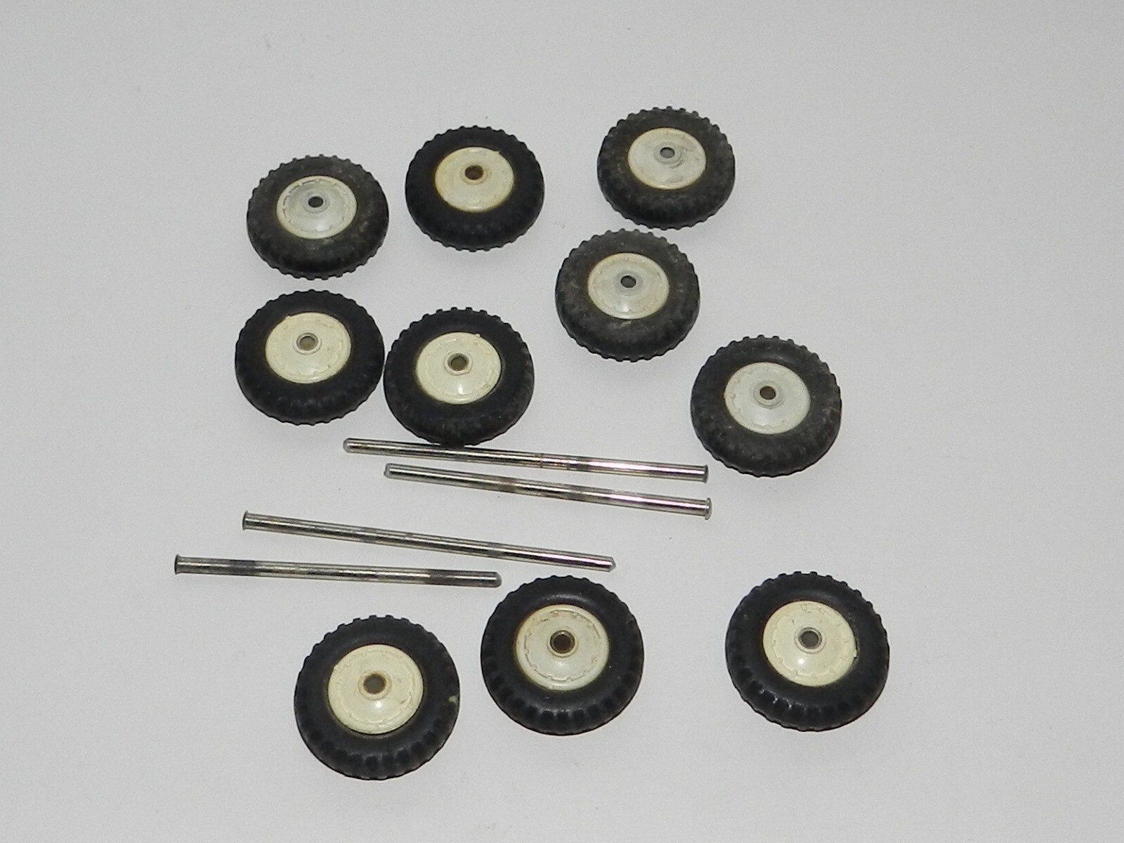 Dinky 887, Air BP Fuel Tanker - Free Price Guide & Review