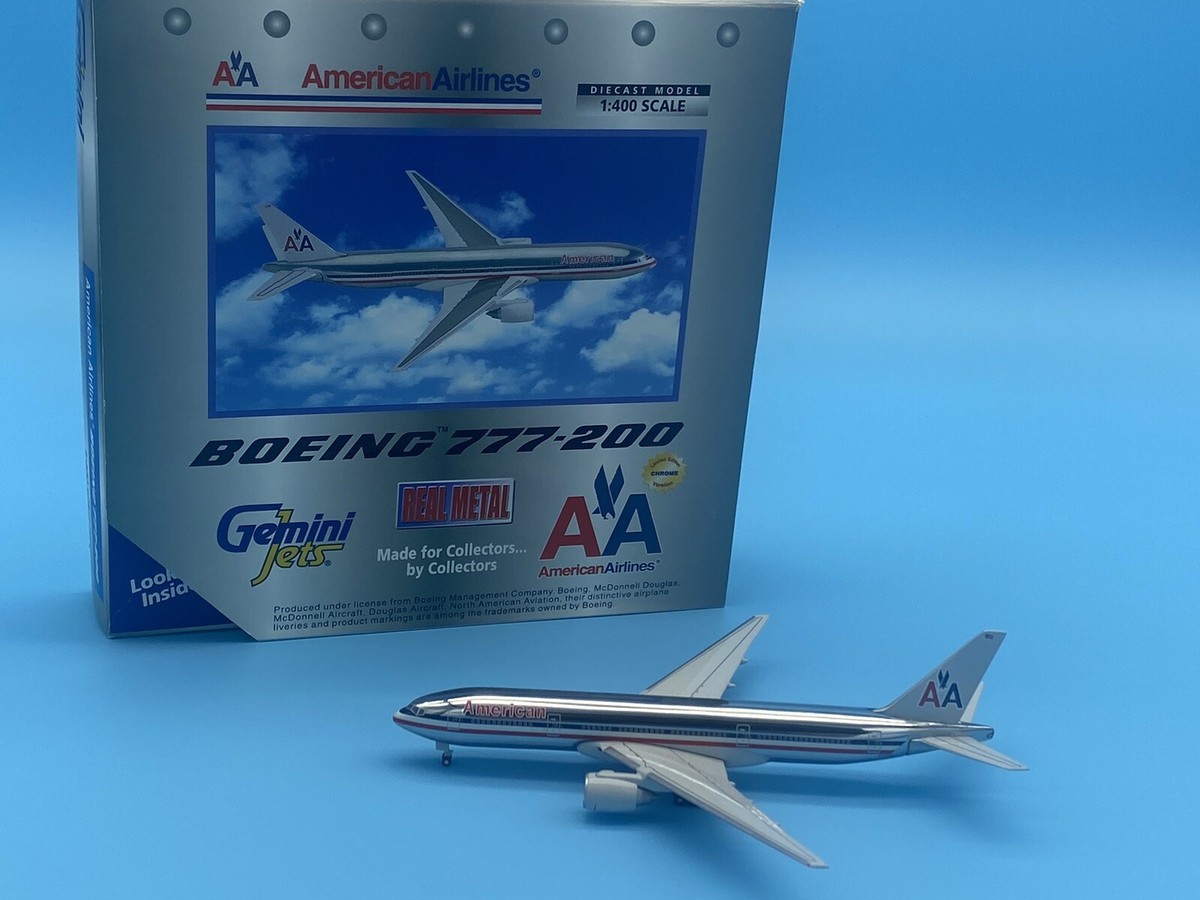 1:400 Boeing 777-200 American Airlines N777AN Polished Chrome