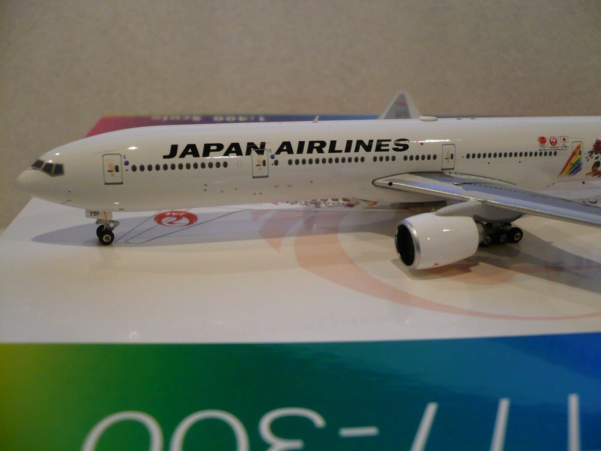 Phoenix Models Japan Airlines B777-300, 2020, Reg.#JA751J, 1:400