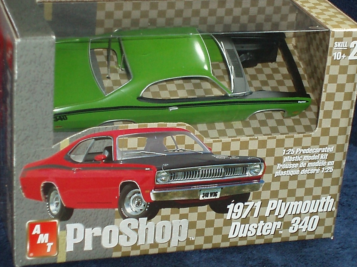 AMT PRO SHOP 1971 PLYMOUTH DUSTER 340 GREEN 1/25 PREPAINTED