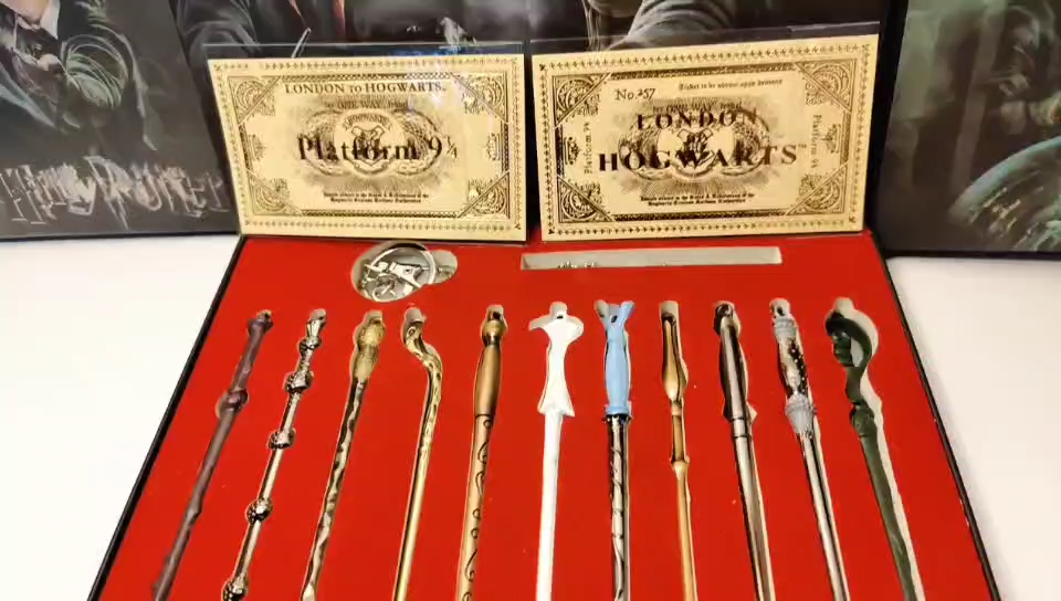2ND Gen Harry Potter11 Magic Wands And 2 Tickets Cards Great Gift