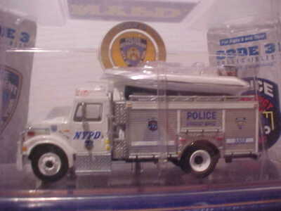CODE 3 N.Y.P.D. NEW YORK POLICE DEPARTMENT INTERNATIONAL SAULSBURY