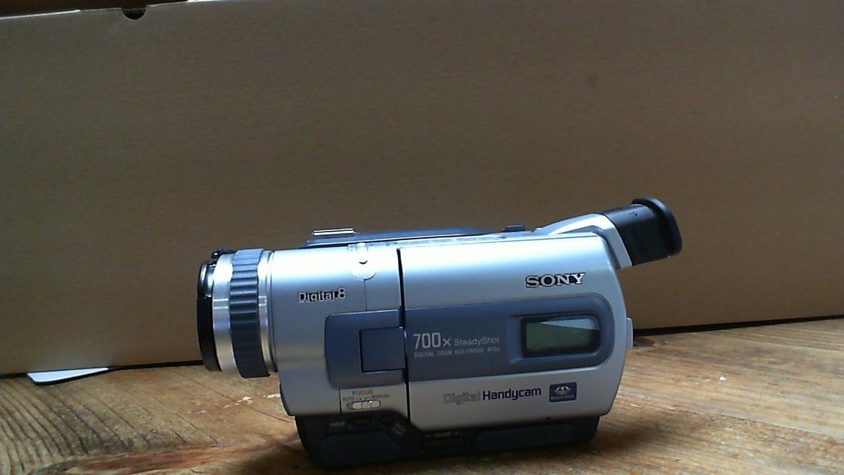 動作確認済】SONY Handycam DCR-TRV30 豪華セット Sony Handycam DCR