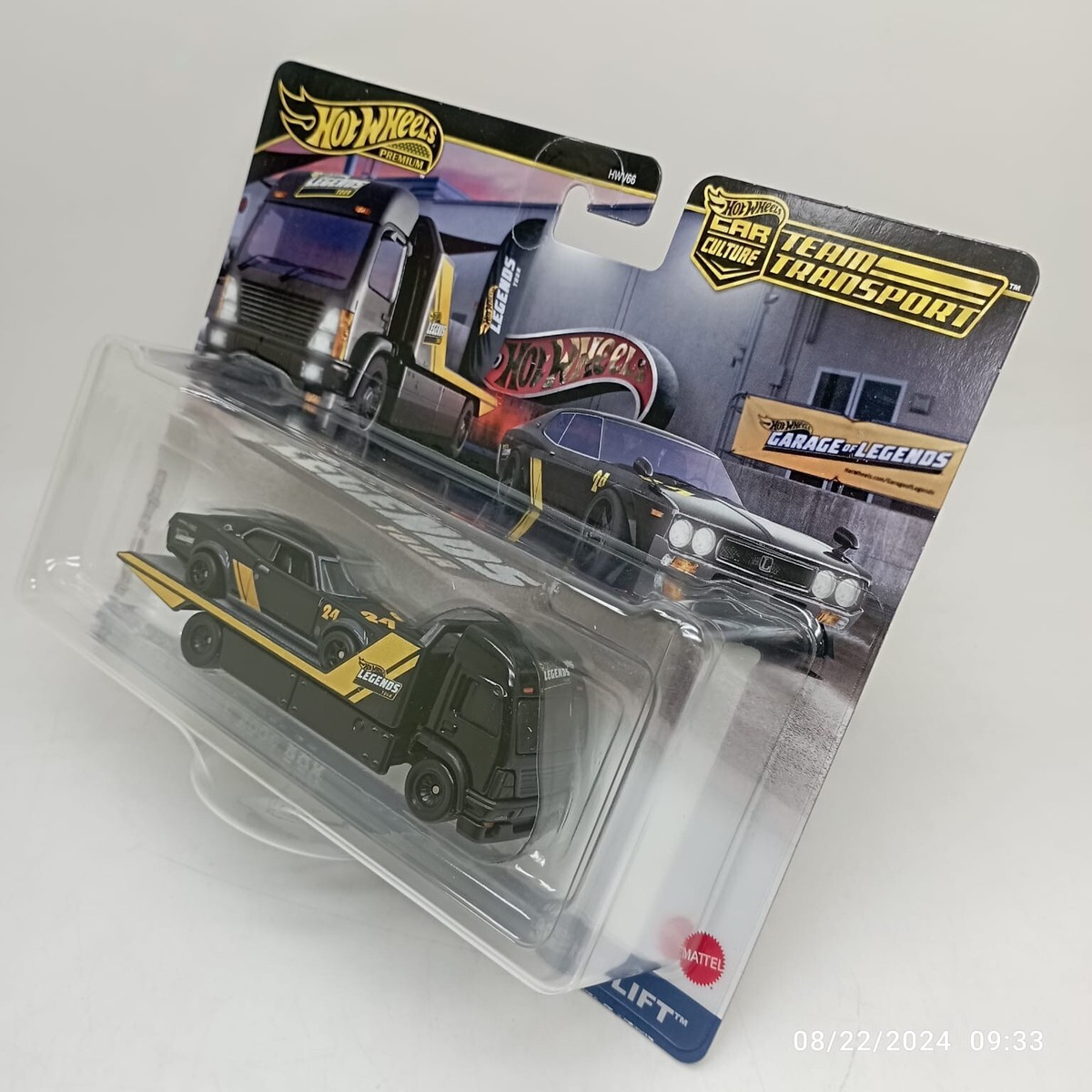 4x 2024 Hot Wheels Legends Tour Team Transport Nissan Laurel 2000